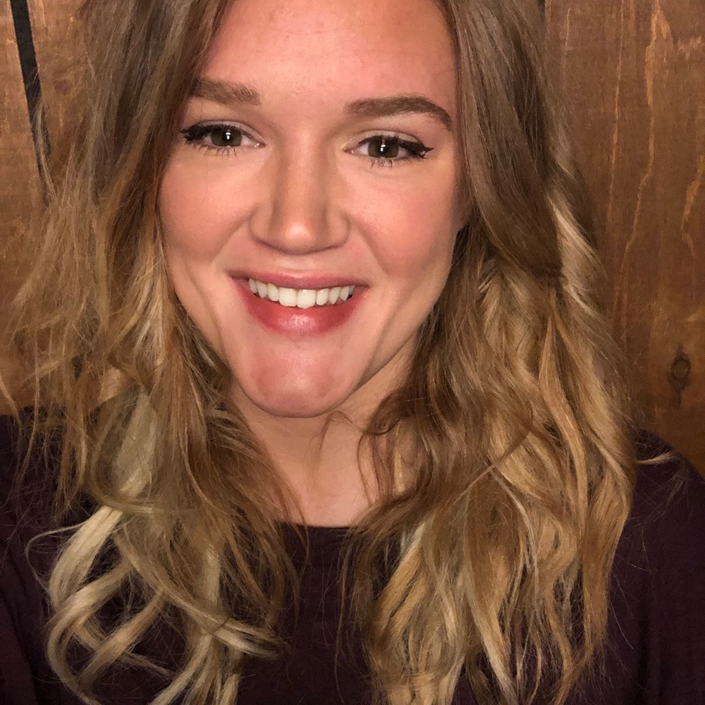 Meet your Posher, Lauren